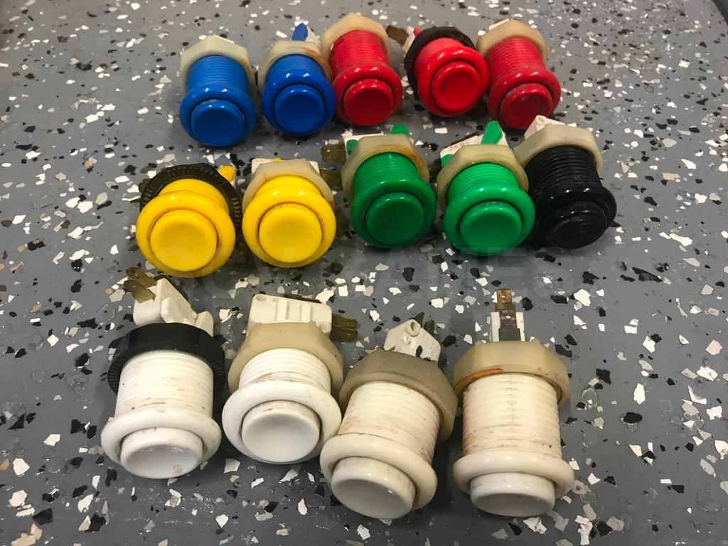 14 HAPP Arcade Push Buttons with Micro Switches