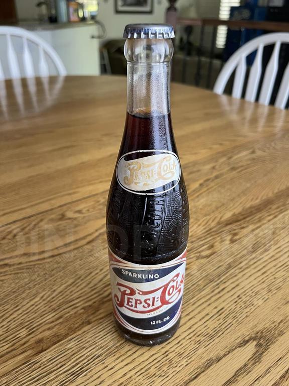 1946 12oz Full Pepsi Double Dot Bottle - Wichita Kansas