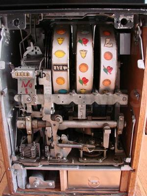 1948c Mills High Top 777 Bell 5 Cent Slot Machine Image