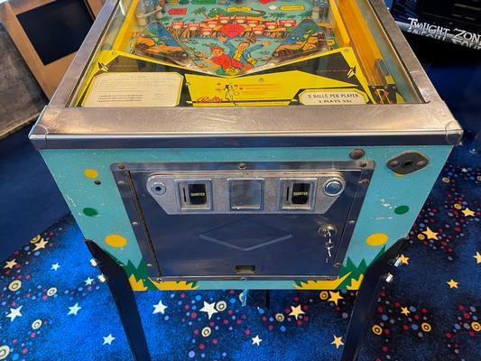 1973 Bally Nip-It Pinball Machine Image