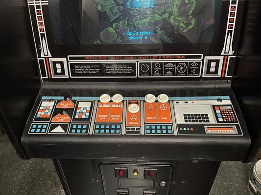 1980 Atari Asteroids Deluxe Stand Up Arcade Machine Image