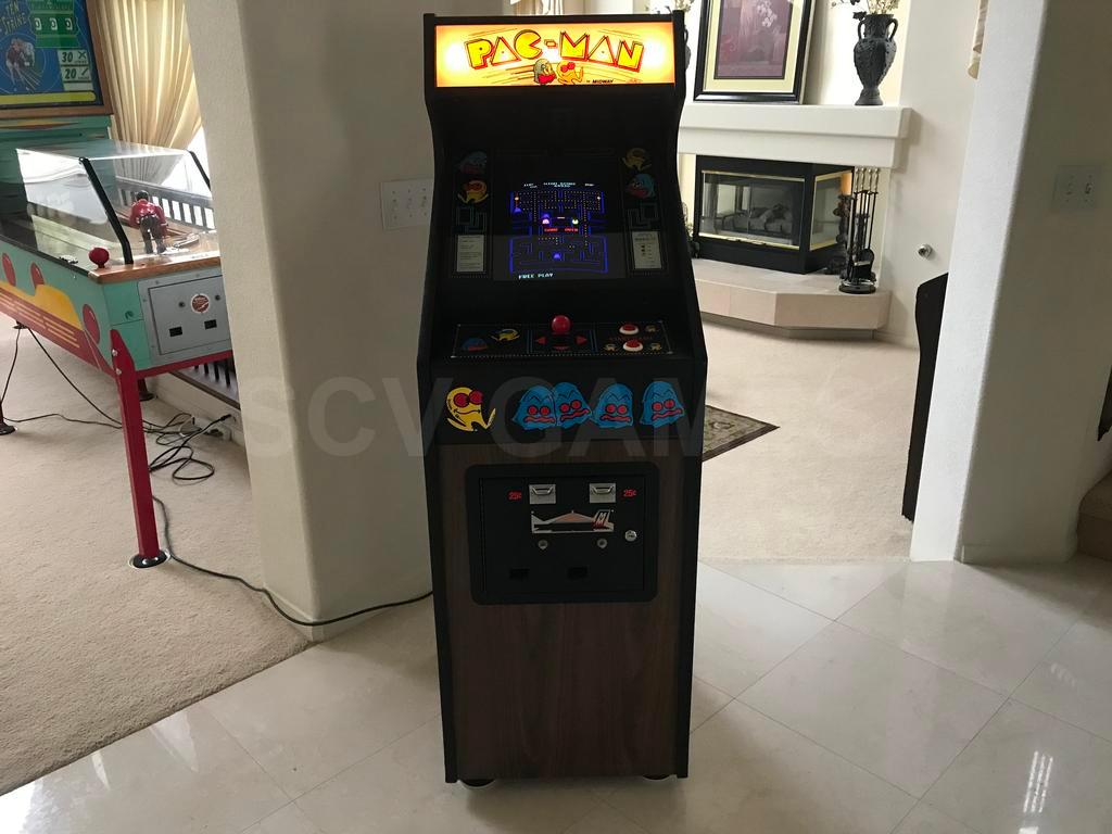 1980 Midway Pac-Man Cabaret Arcade Game