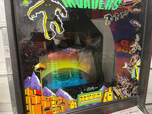 1980 Midway Space Invaders Deluxe Upright Arcade Machine Image