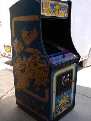1981 Midway Ms. Pac-Man Stand Up Arcade Game Image