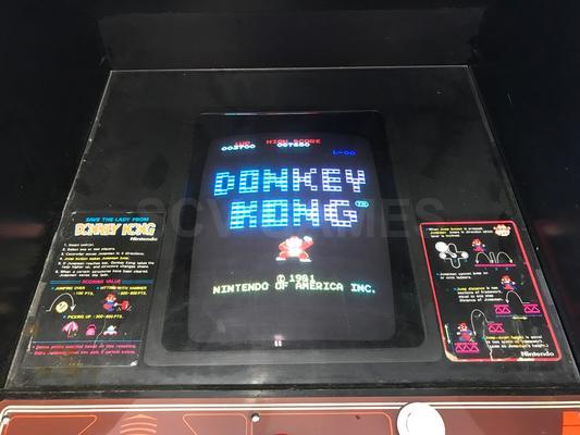 1981 Nintendo Donkey Kong Cabaret Machine Image