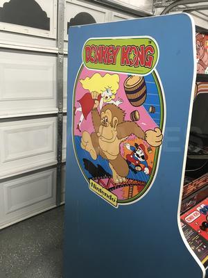 1981 Nintendo Donkey Kong Upright Arcade Machine Image