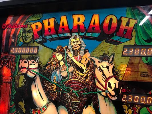 1981 Williams Pharaoh Pinball Machine Image