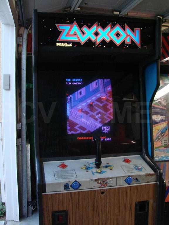 1982 Sega Zaxxon Stand Up Arcade Game