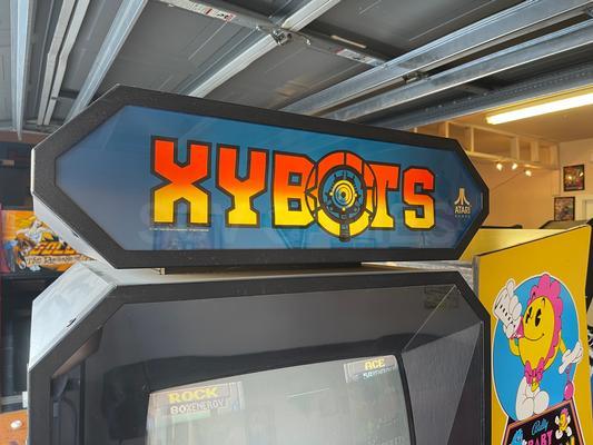 1987 Atari Xybots Upright Arcade Machine Image
