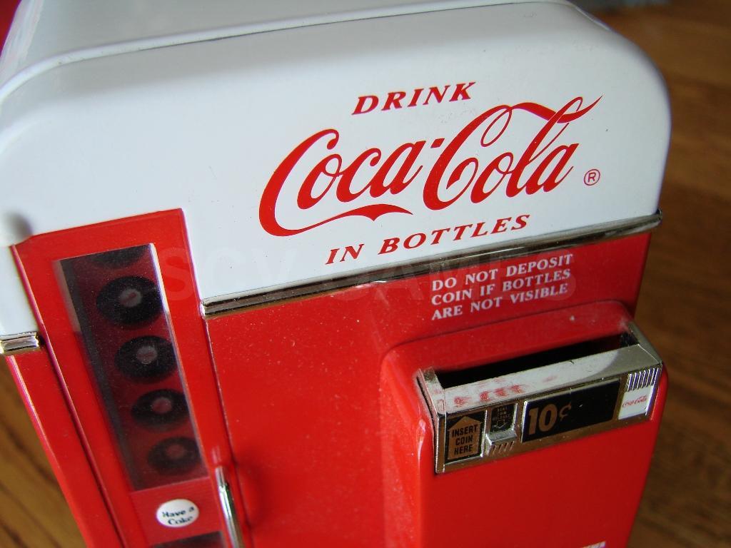 1993 Coca-Cola Musical Bank Vending Machine with Box