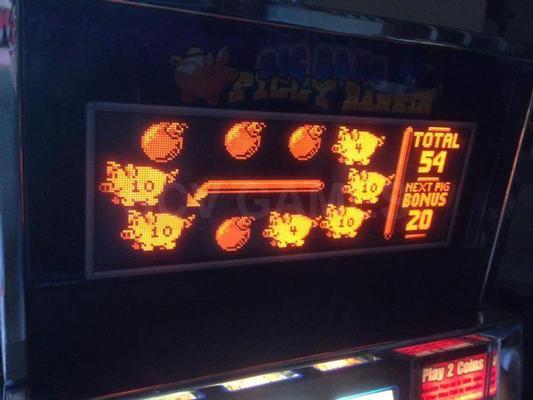 1996 Williams Big Bang Piggy Bankin' DOTMATION Slot Machine Image