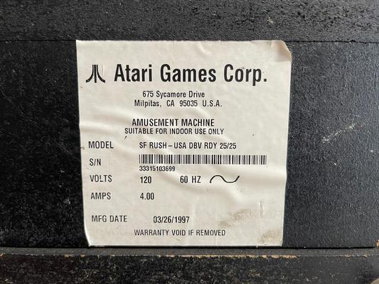 1997 Atari San Francisco Rush The Rock Alcatraz Edition Cockpit Arcade Machine Image