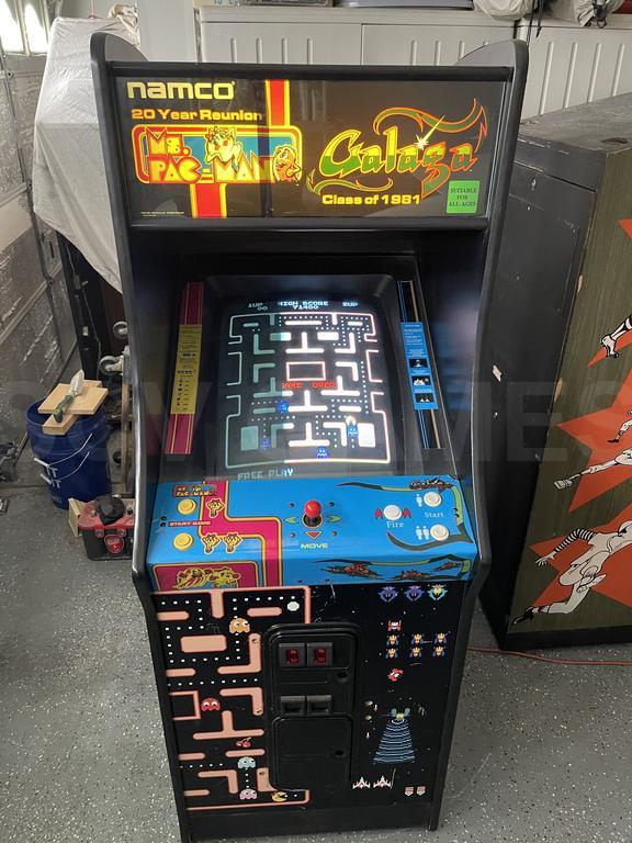 2000 Namco Ms. Pac-Man/Galaga - Class Of 1981 Upright Arcade Machine