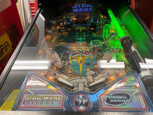 2000 Williams Star Wars Episode 1 Pinball Machine Image