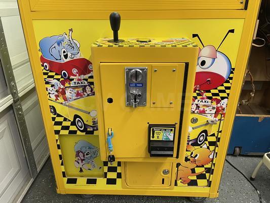 2010 Betson Enterprises Toy Taxi Claw Machine Image