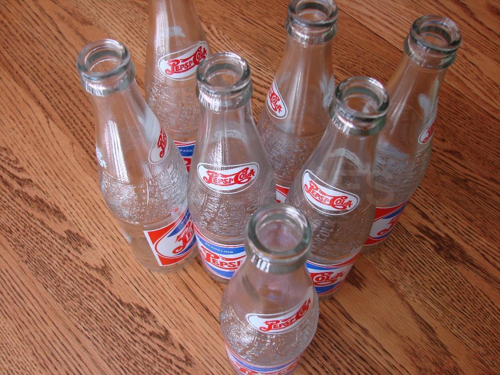 7 Vintage 12oz Double Dot Pepsi Bottles Replica 1945-47