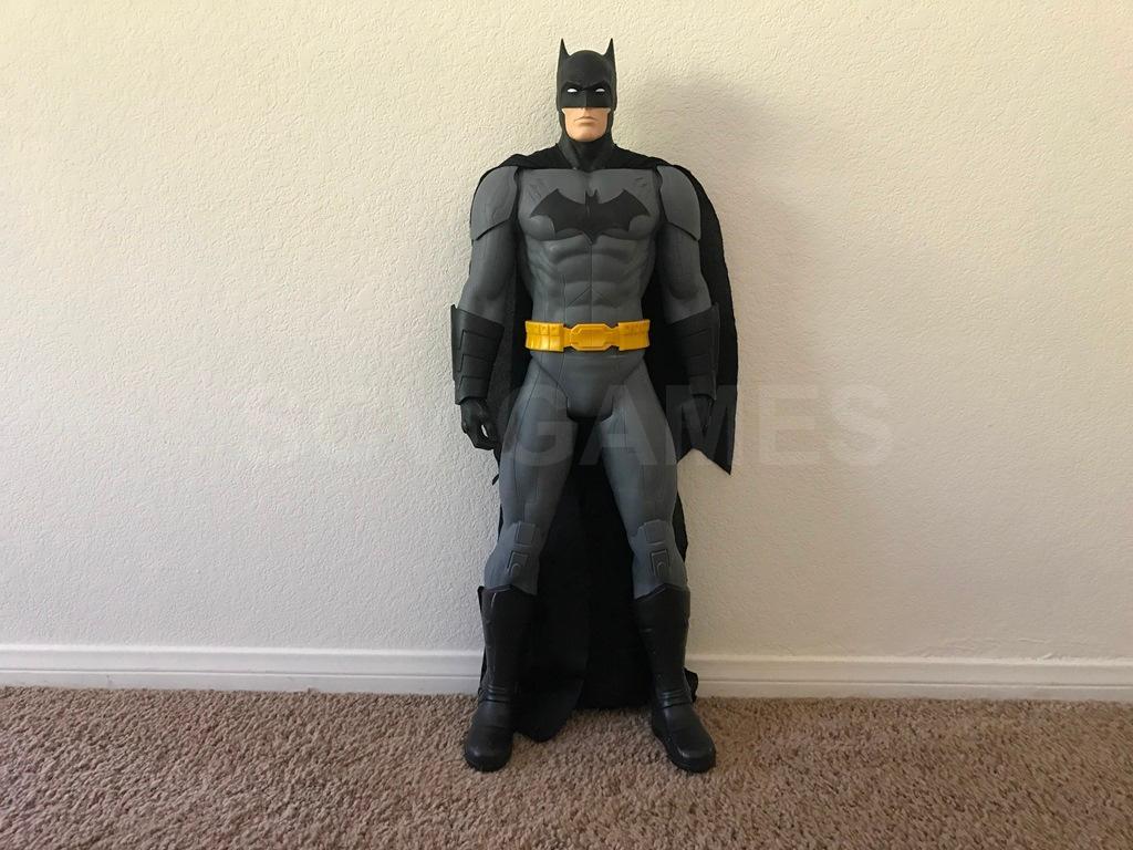 Jakks Pacific DC Comics Batman 31 inch Figure